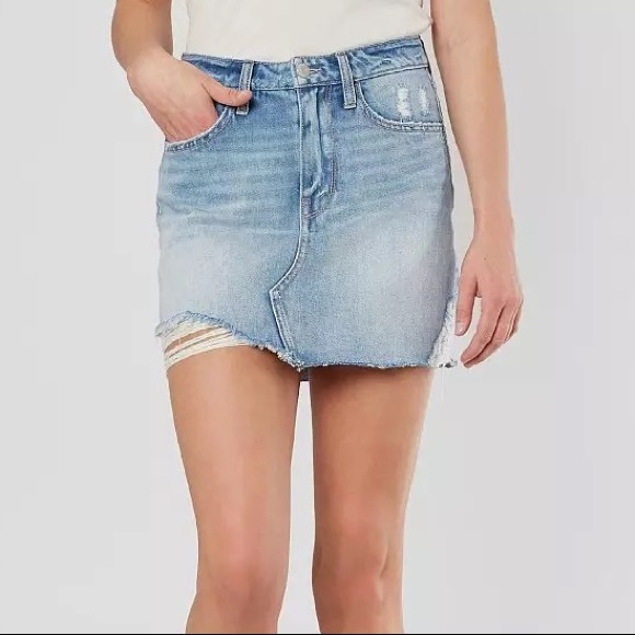 Daytrip High Waisted Skirt - Picture 2 of 7